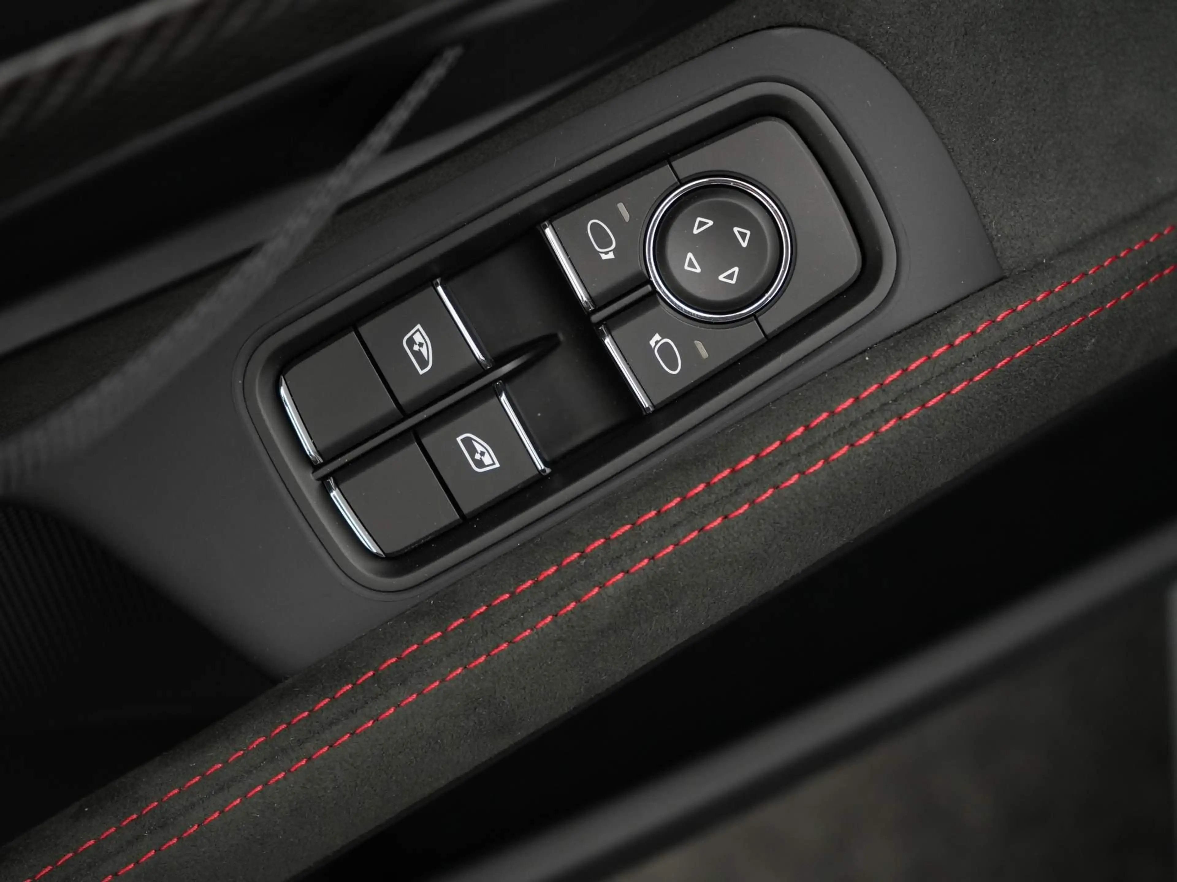 Porsche 718 Spyder RS — photo 15