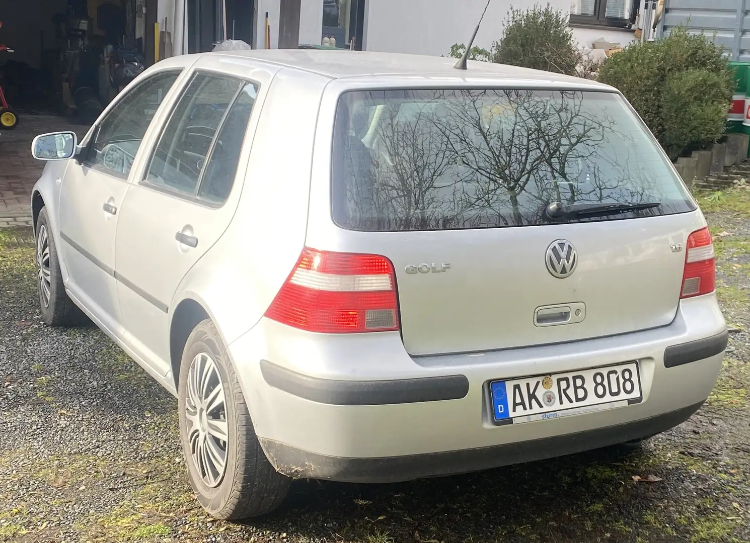 Volkswagen Golf Golf 1.6 Automatik Silber - 1