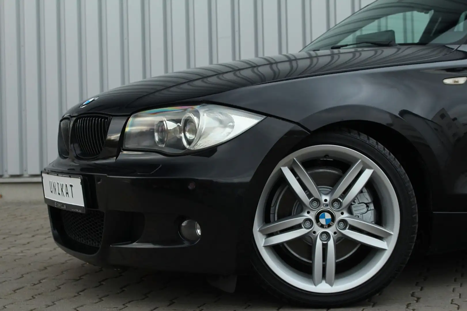 BMW 130 i*M-Paket/Performance ESD/Maximum!Traumwagen! Schwarz - 2