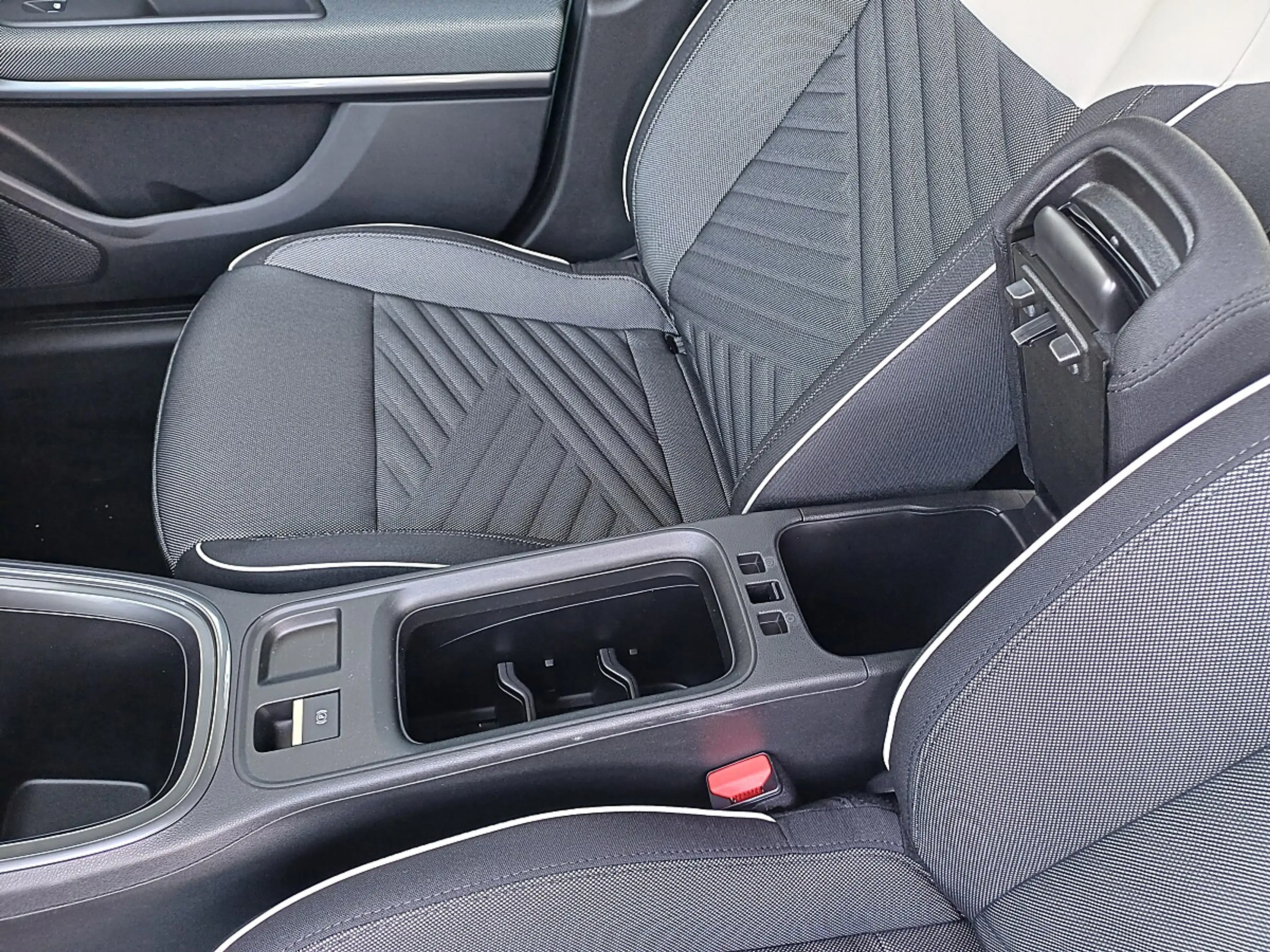Fiat 600 Hybrid My25 Icon T-Gen3 — photo 15