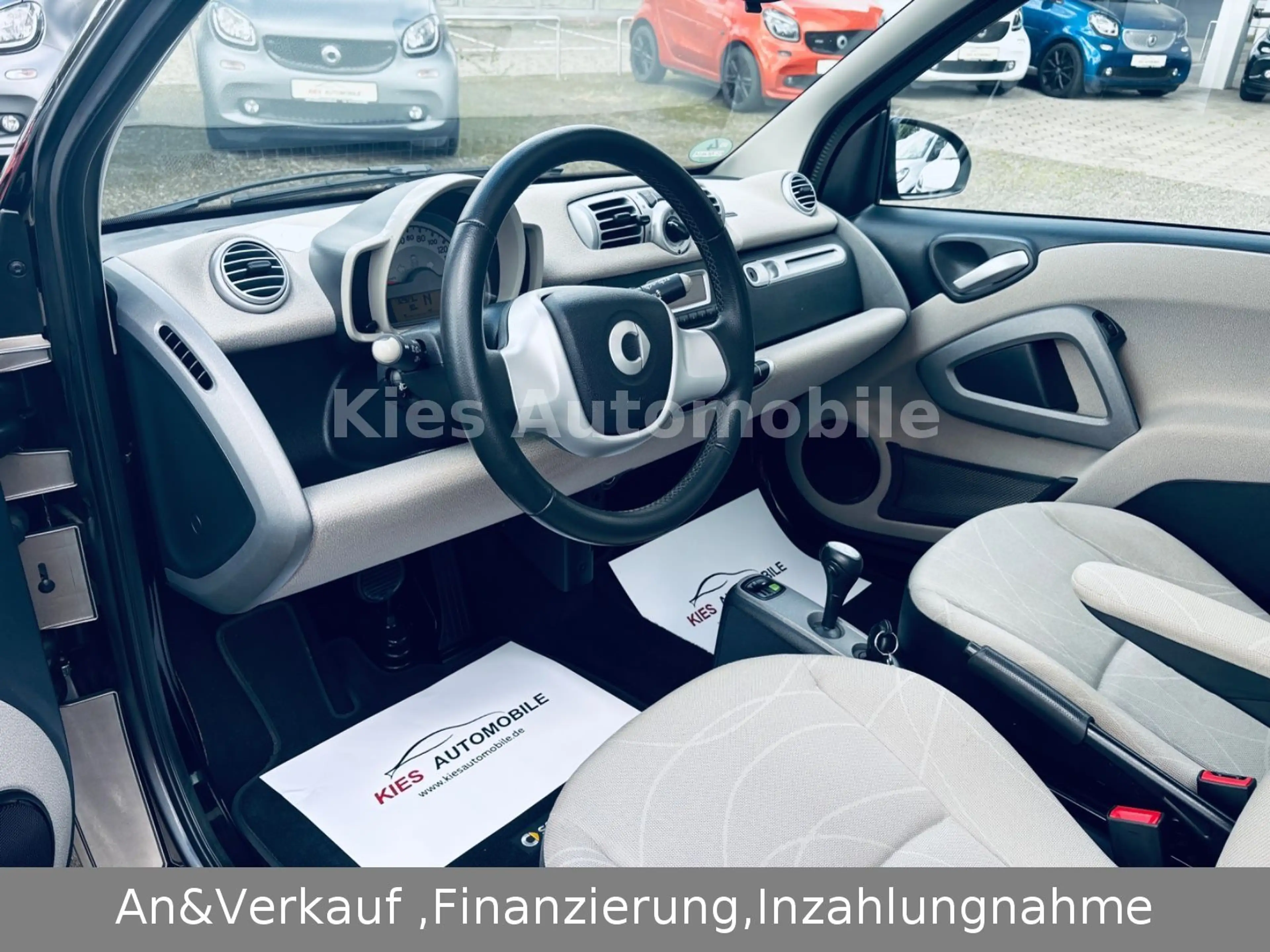 smart forTwo Passion AUTOM/SERVO/PANO/KLIMA/ALLWETTER — photo 14