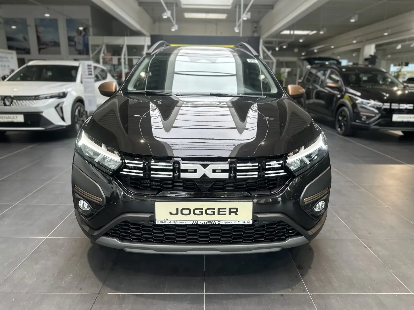 Dacia Jogger Extreme+ ECO-G 100 Schwarz - 2