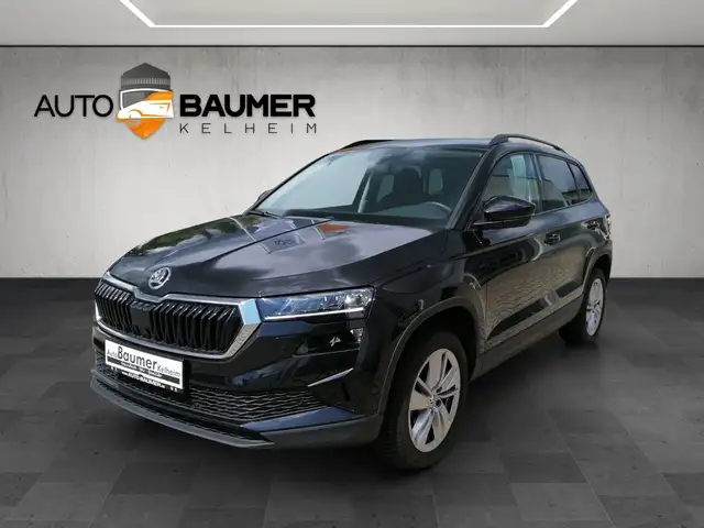 Skoda Karoq 1.5 TSI Selection elHK KAM Vorb.AHK Navi