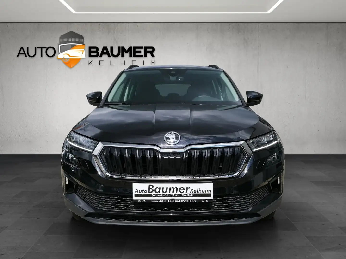 Skoda Karoq 1.5 TSI Selection elHK KAM Vorb.AHK Navi Noir - 2