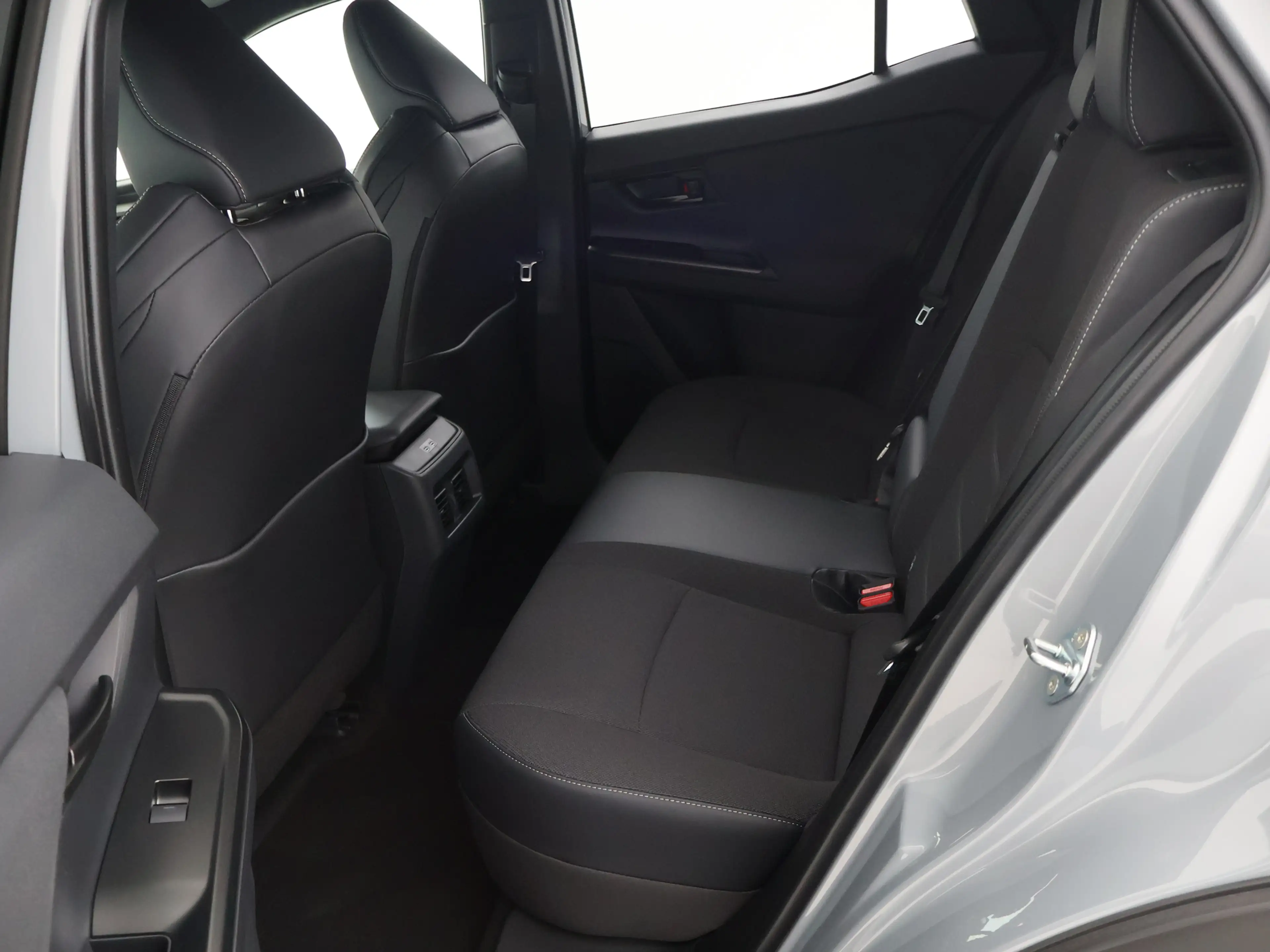 Toyota C-HR+ First Edition 77 kWh — photo 13