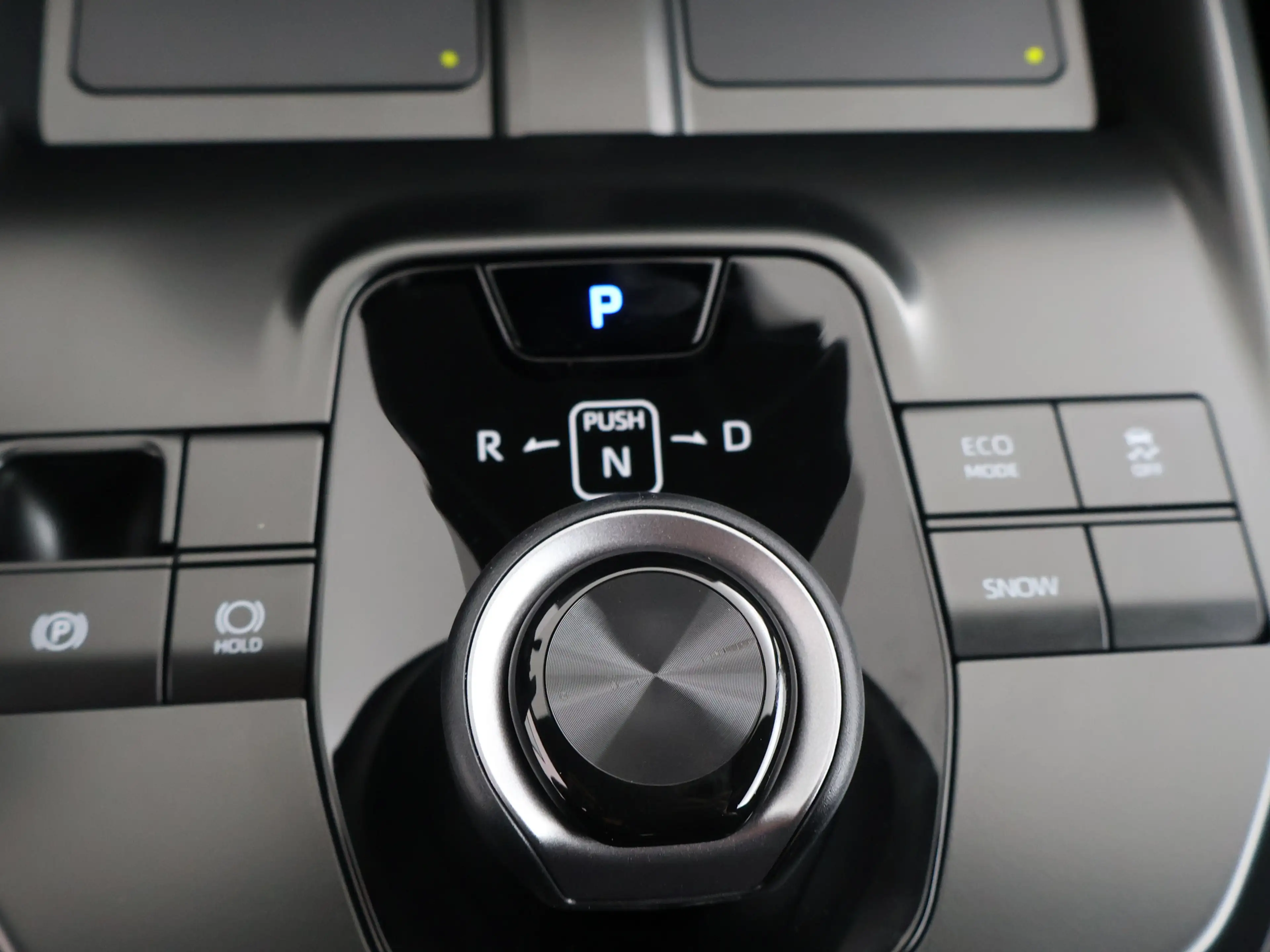 Toyota C-HR+ First Edition 77 kWh — photo 11