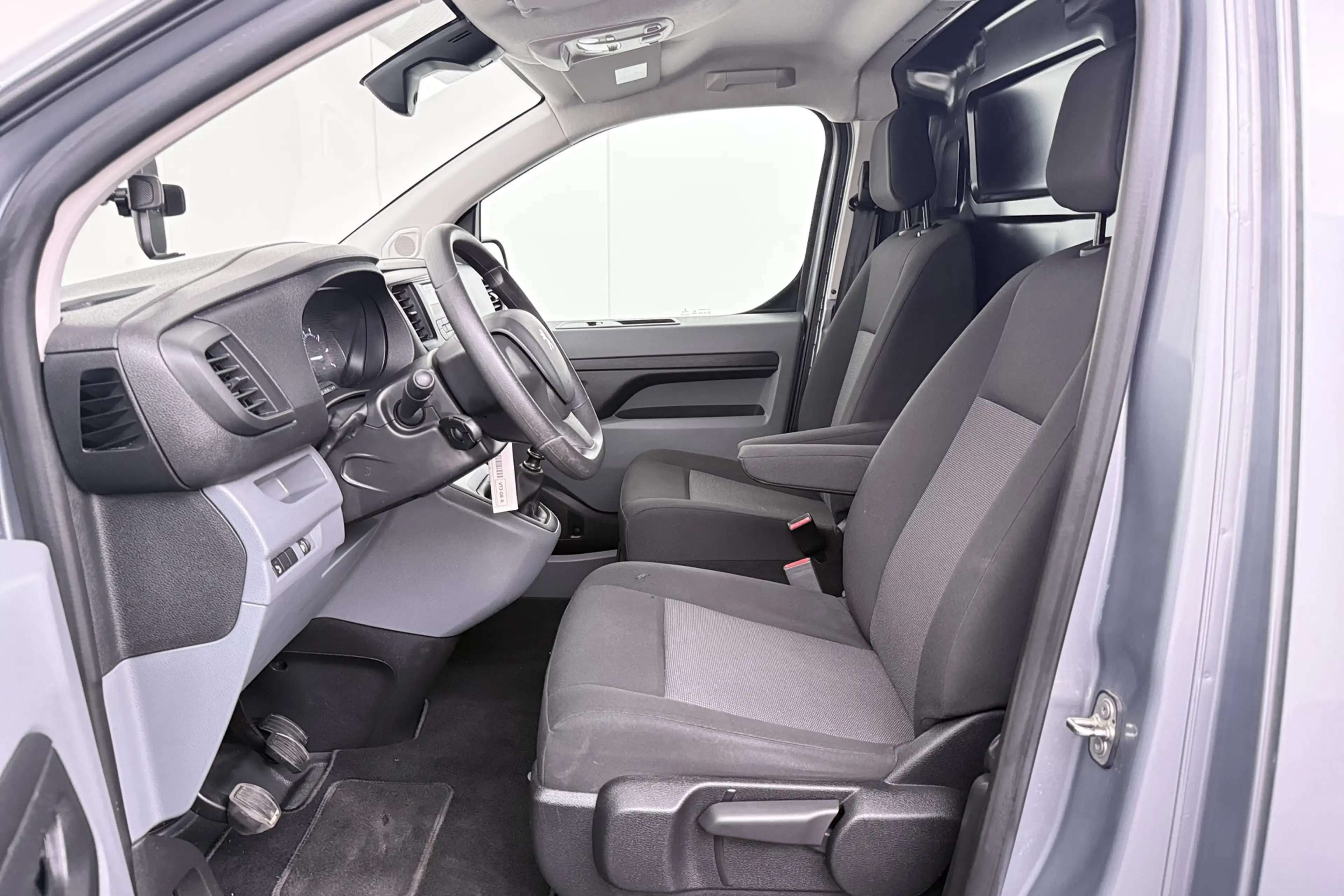 Peugeot Expert 1.5 BlueHDI 100 Standard Premium Trekhaak Houtenvl — photo 10