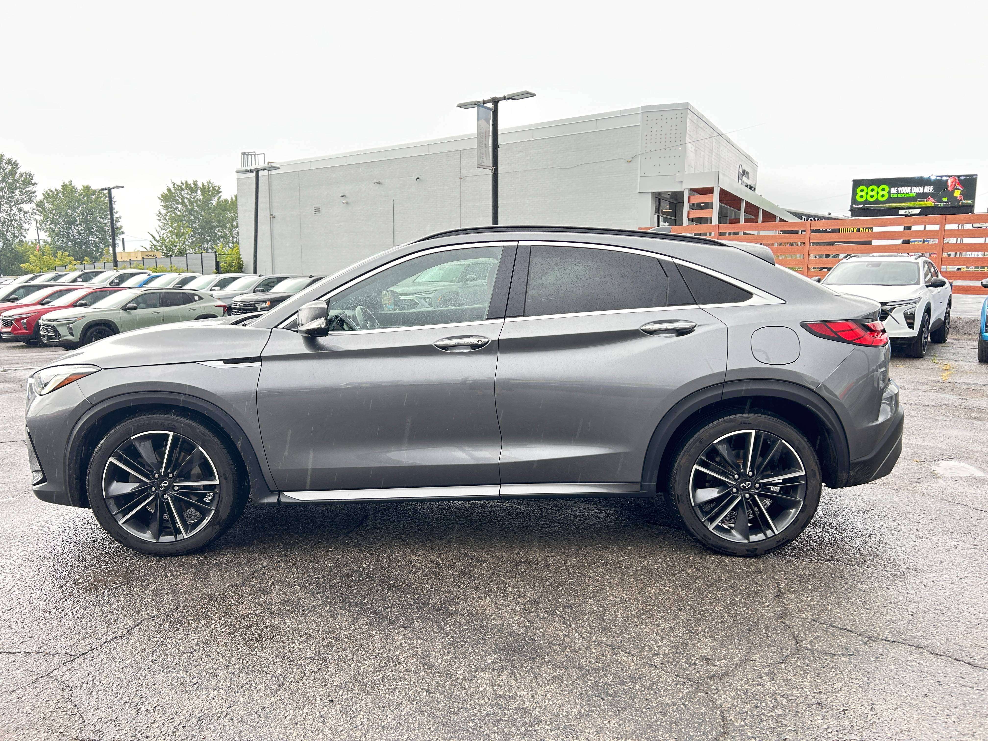 2022 Infiniti QX55