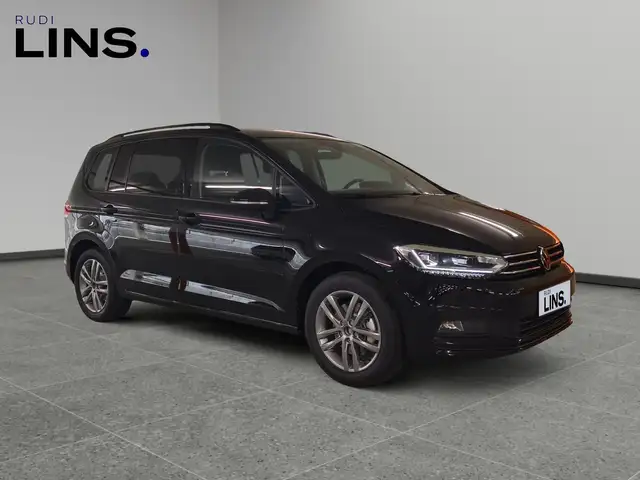 Volkswagen Touran view 7