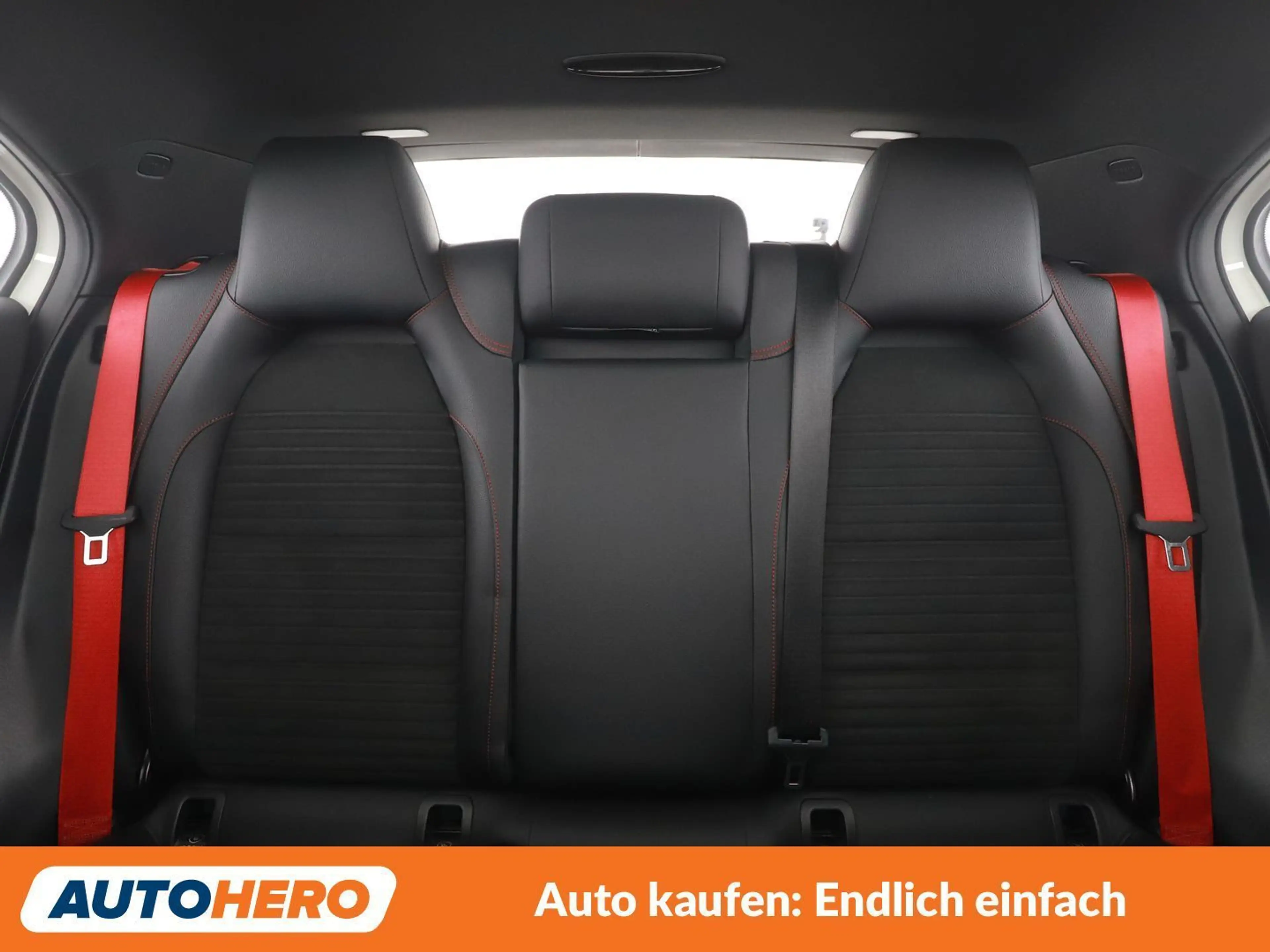 Mercedes-Benz A 220 A 220 4Matic AMG Sport — photo 15