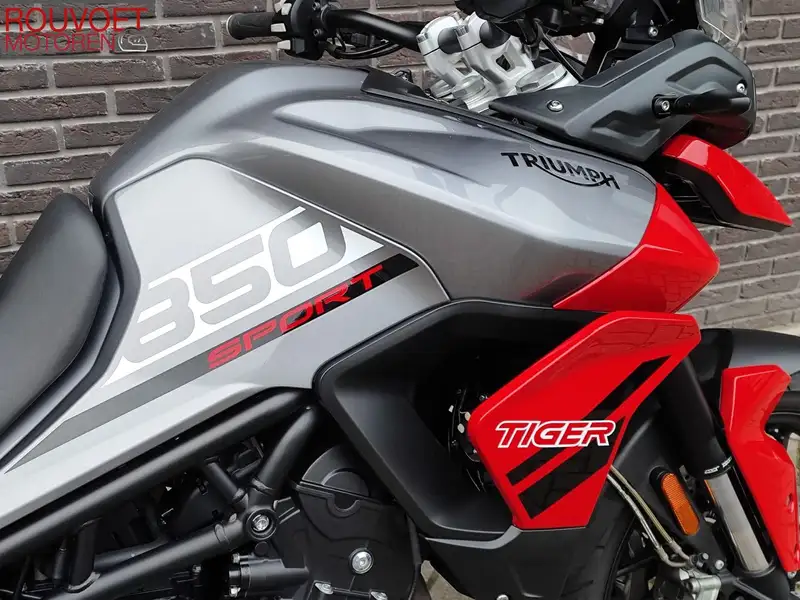 Triumph Tiger Sport - foto 8