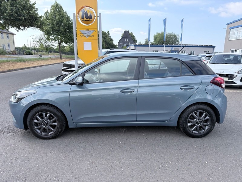Hyundai i20 YES! SHZ/KLIMA/LENKRADHEIZUNG — photo 8