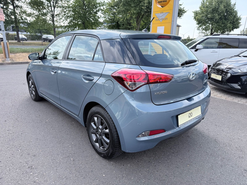Hyundai i20 YES! SHZ/KLIMA/LENKRADHEIZUNG — photo 7