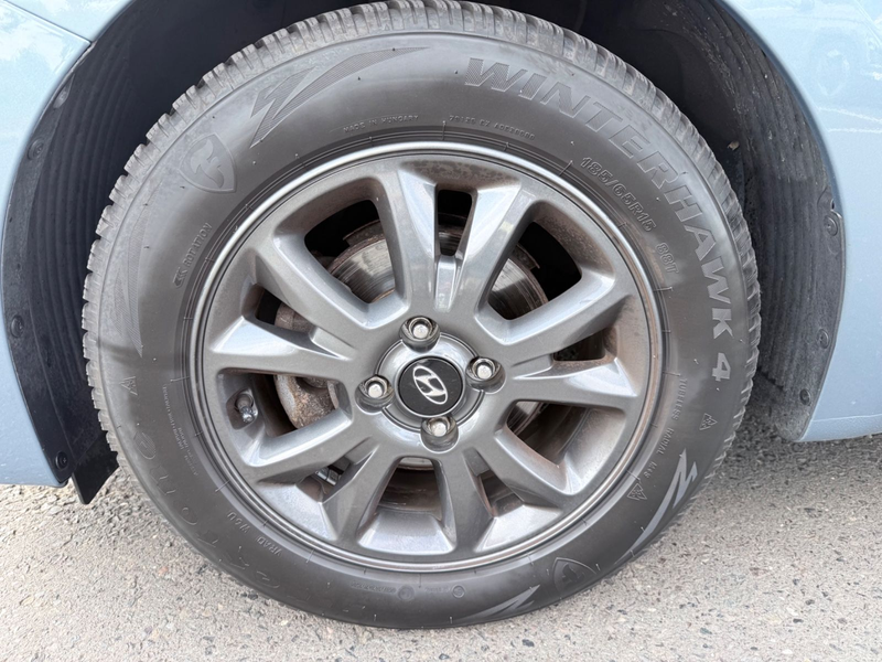 Hyundai i20 YES! SHZ/KLIMA/LENKRADHEIZUNG — photo 9