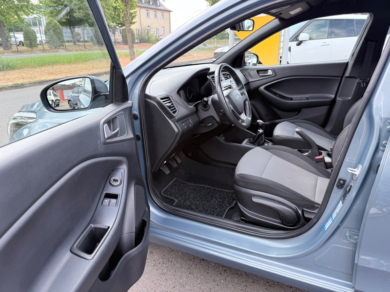 Hyundai i20 YES! SHZ/KLIMA/LENKRADHEIZUNG — photo 12