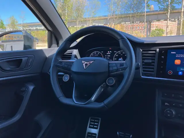 Cupra Ateca view 15