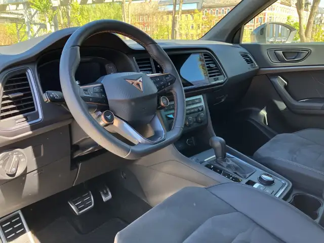 Cupra Ateca view 10
