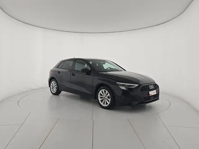 Audi A3 view 7