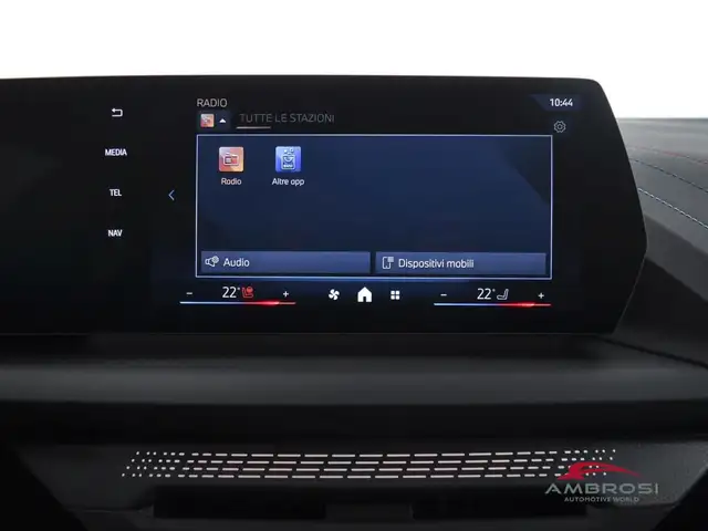 BMW 1 Series view 11