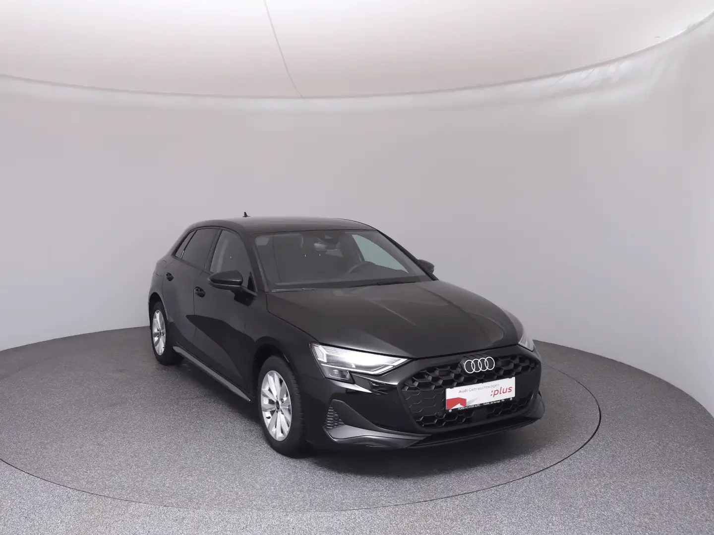 Audi A3 30 TFSI Noir - 2