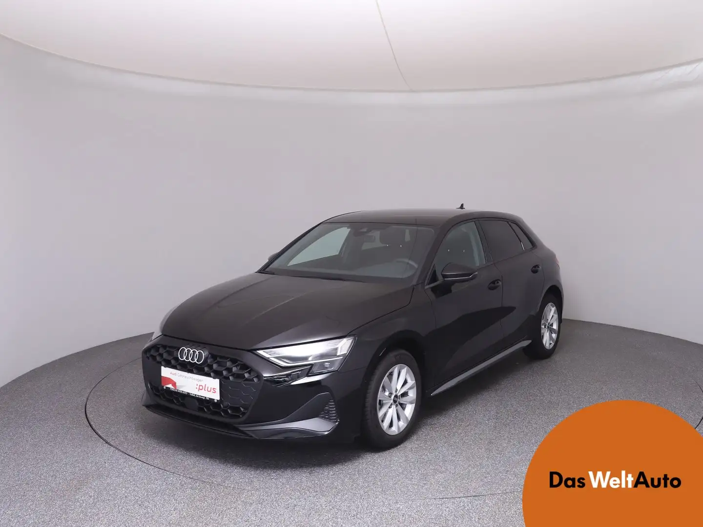 Audi A3 30 TFSI Noir - 1
