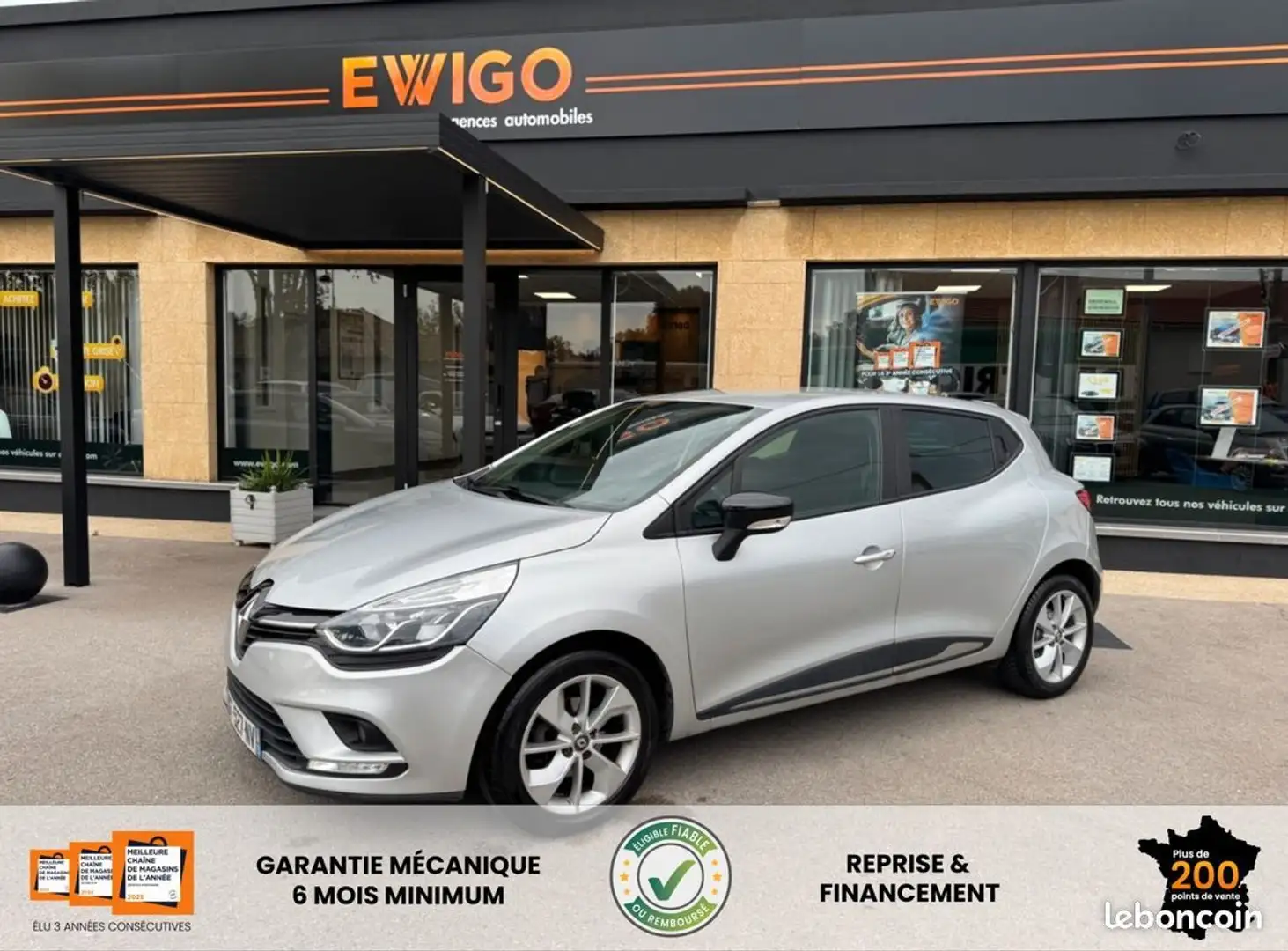 Renault Clio 0.9 tce 90 zen -21 Gris - 1