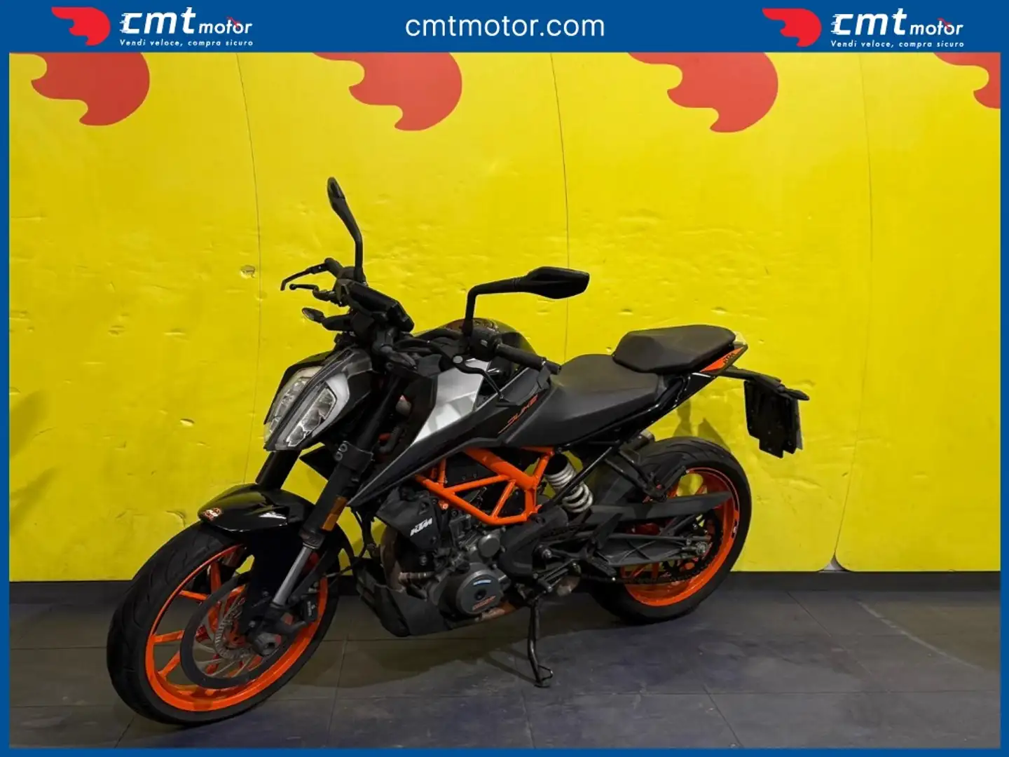 KTM 390 Duke - 2