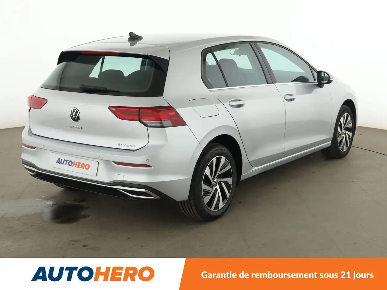Volkswagen Golf Standard Model — photo 6