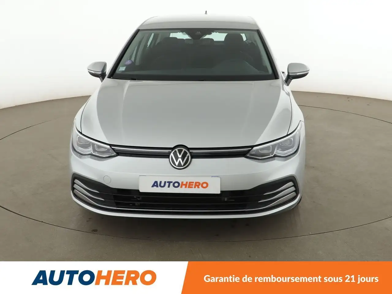 Volkswagen Golf Standard Model — photo 9