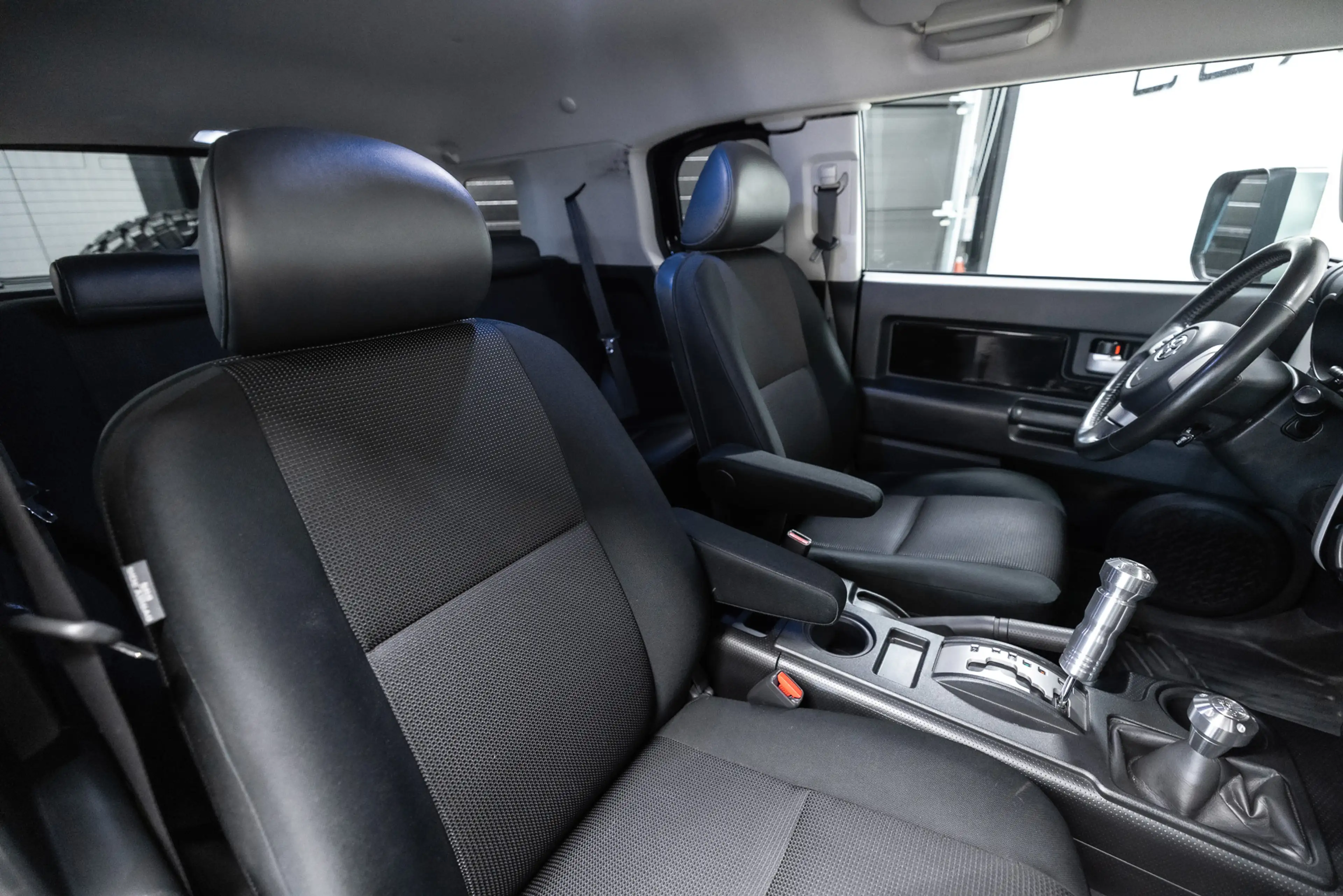 Toyota FJ Cruiser VVT-i V6 Btw auto, Fiscale waarde € 8.000,- (€ 41. — photo 41