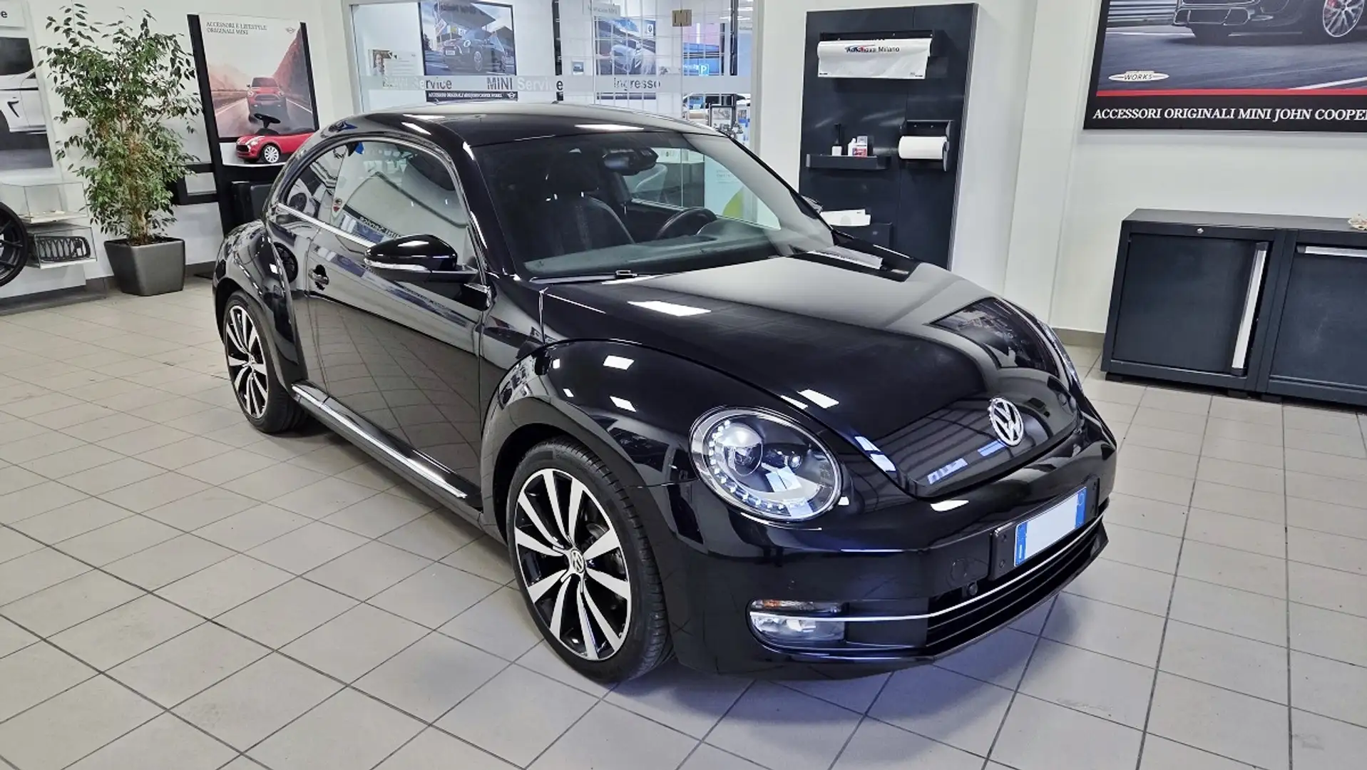 Volkswagen Maggiolino Maggiolino 2014 1.4 tsi Sport 160cv dsg Schwarz - 2