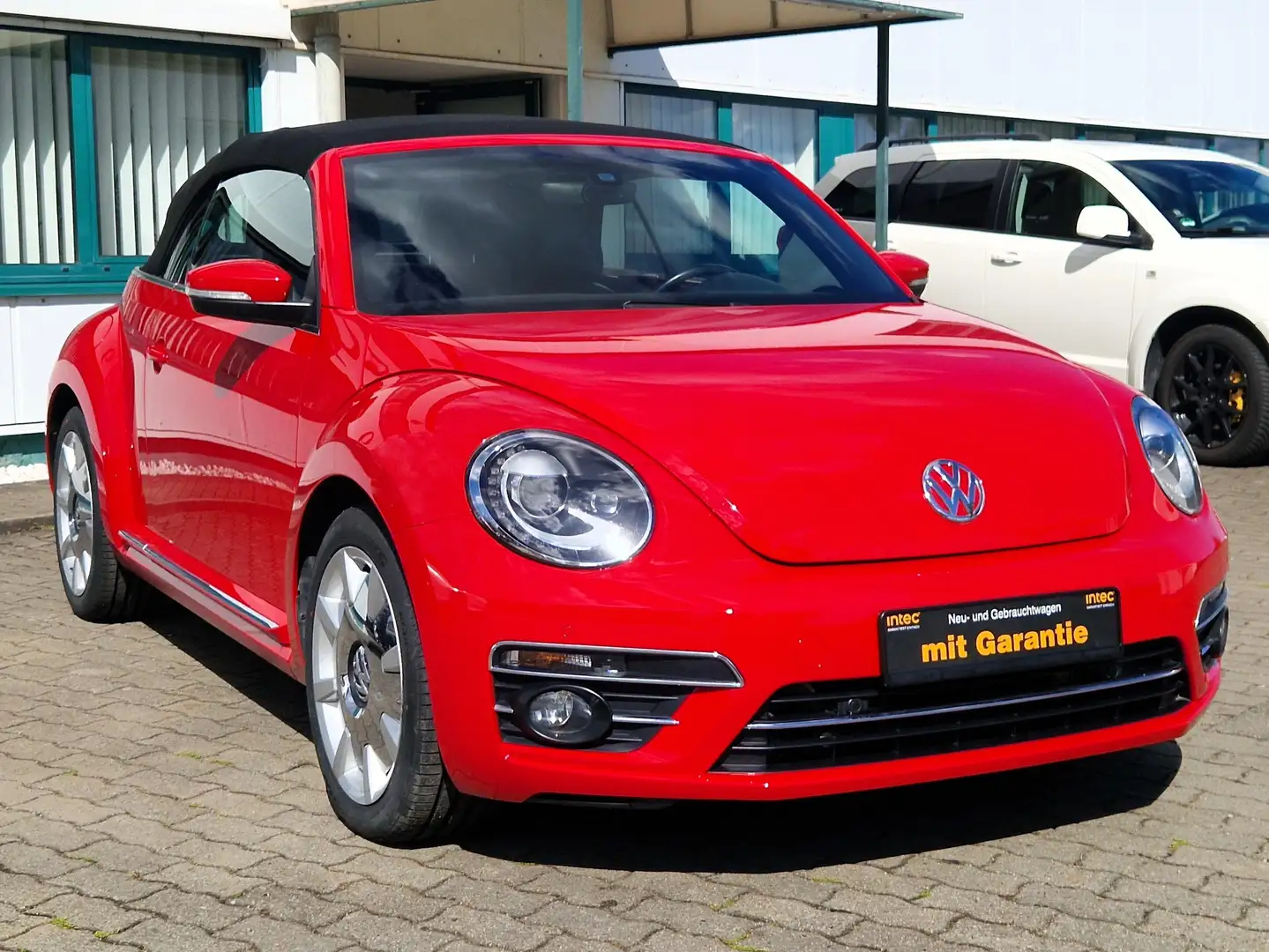 Volkswagen Beetle Beetle Cabriolet 2.0 TSI Autom. Kessy, Navi-App Rot - 1