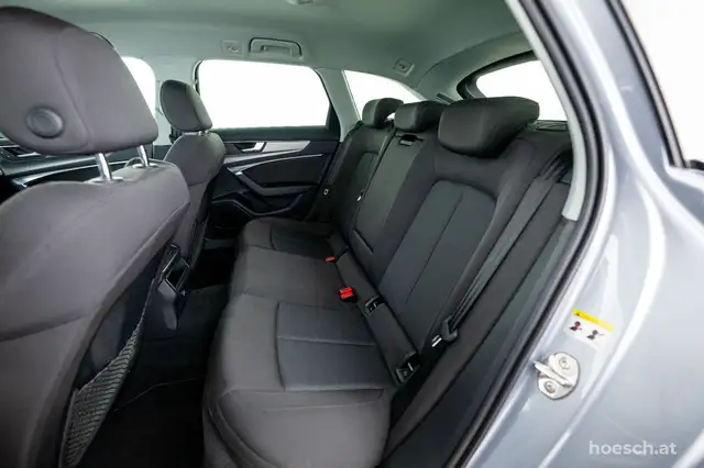 Audi A6 view 7