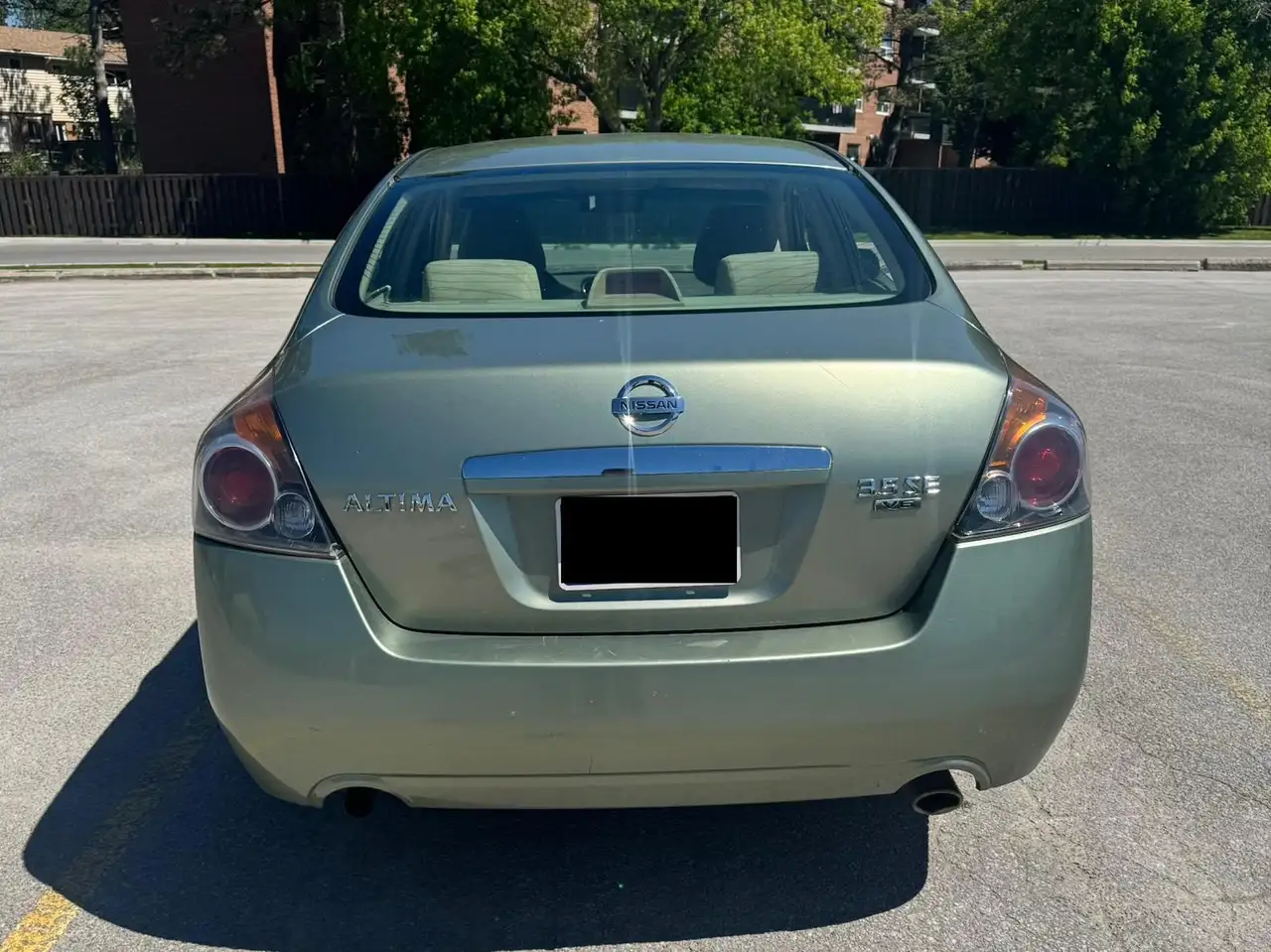 Nissan Altima photo Nissan Altima