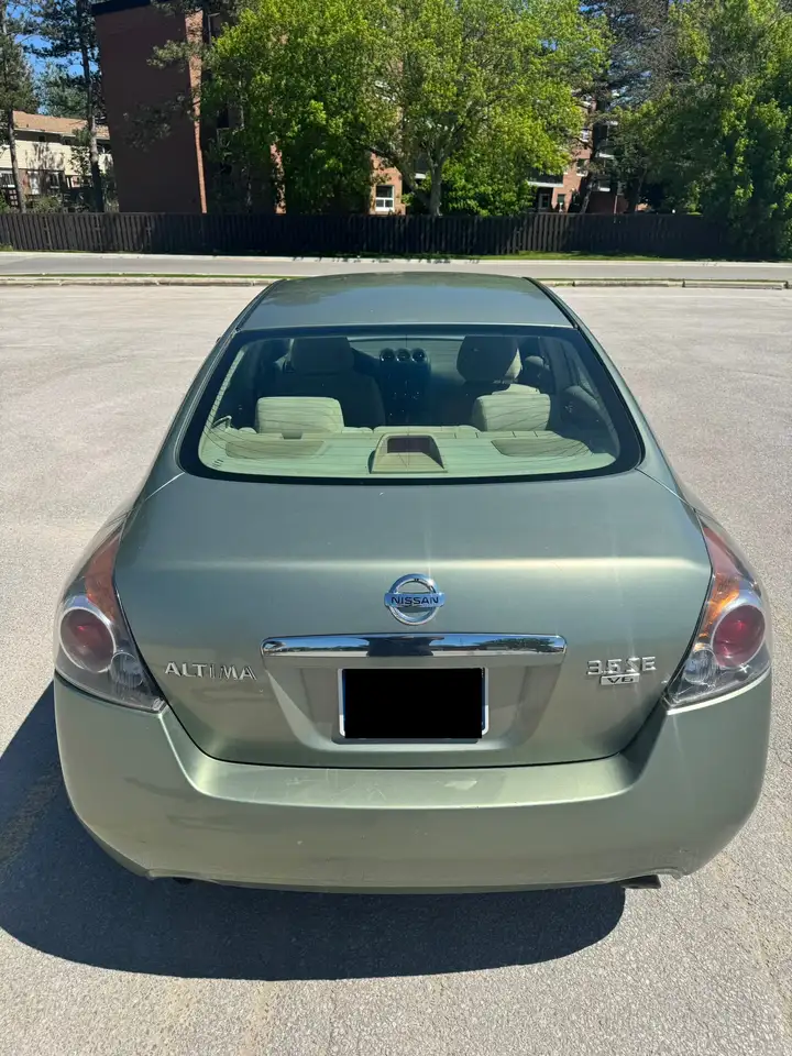 Nissan Altima photo Nissan Altima