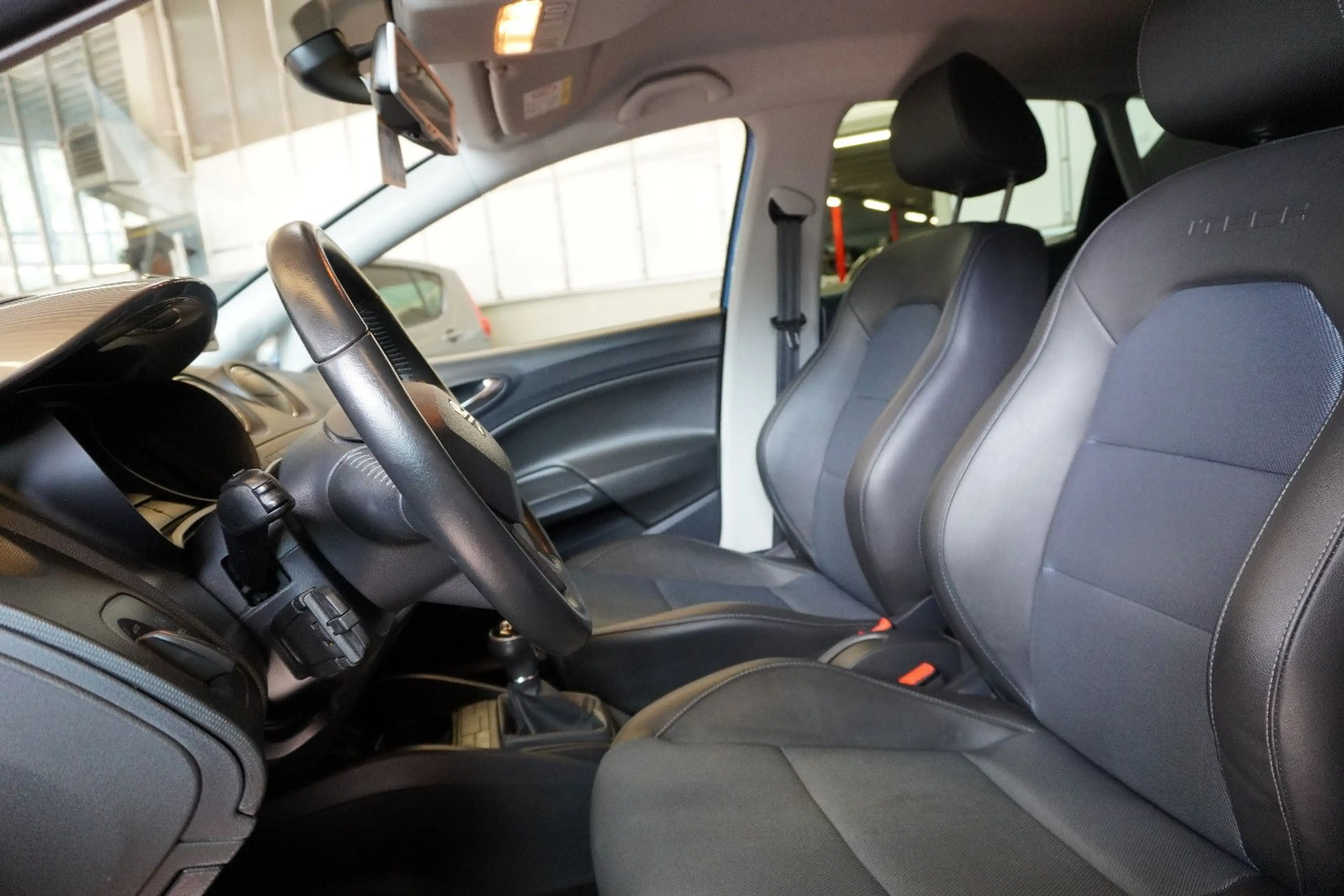 SEAT Ibiza 1.2 TSI i-Tech-Navi/SHZ/Allwetter — photo 11