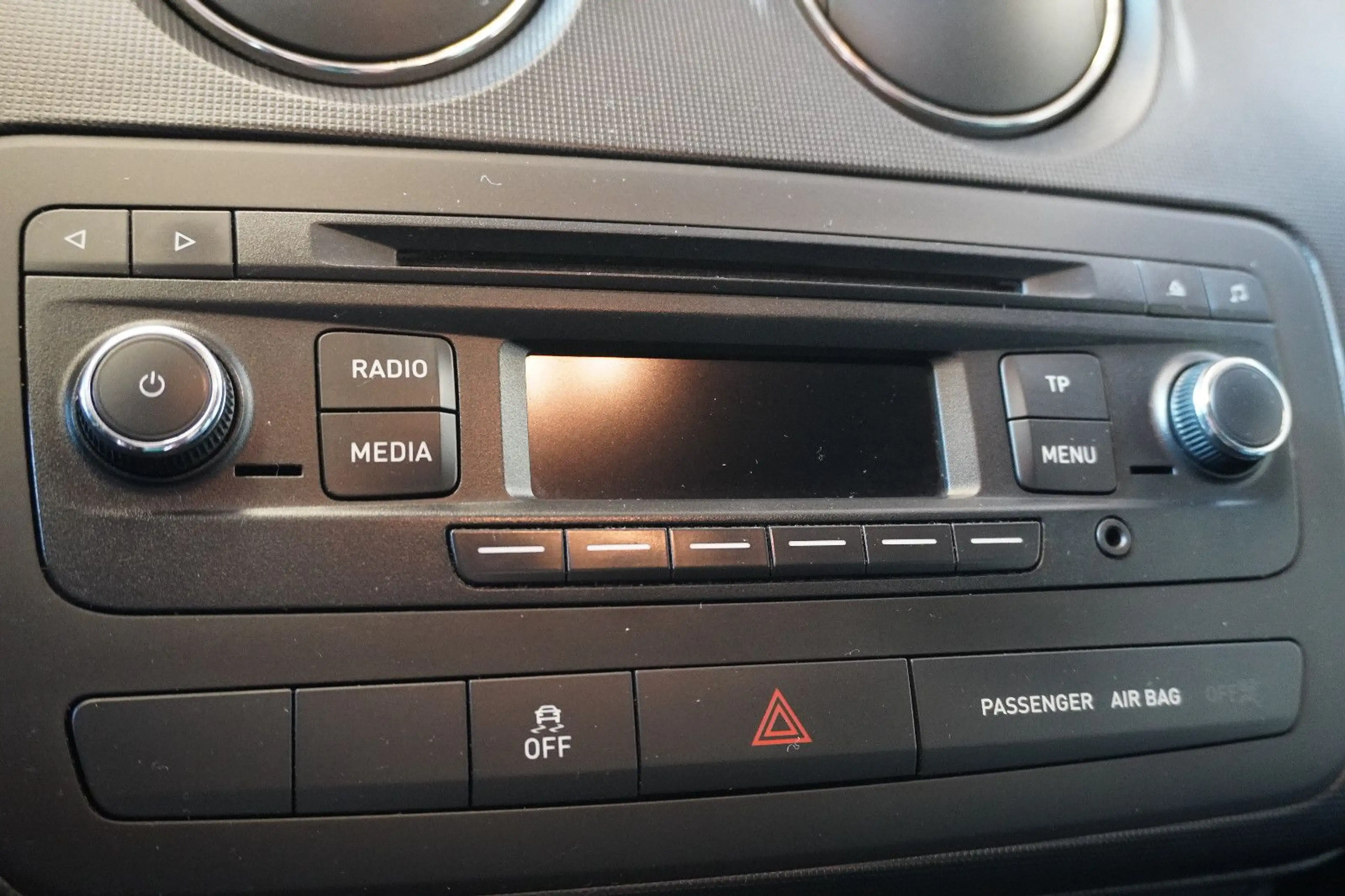 SEAT Ibiza 1.2 TSI i-Tech-Navi/SHZ/Allwetter — photo 14