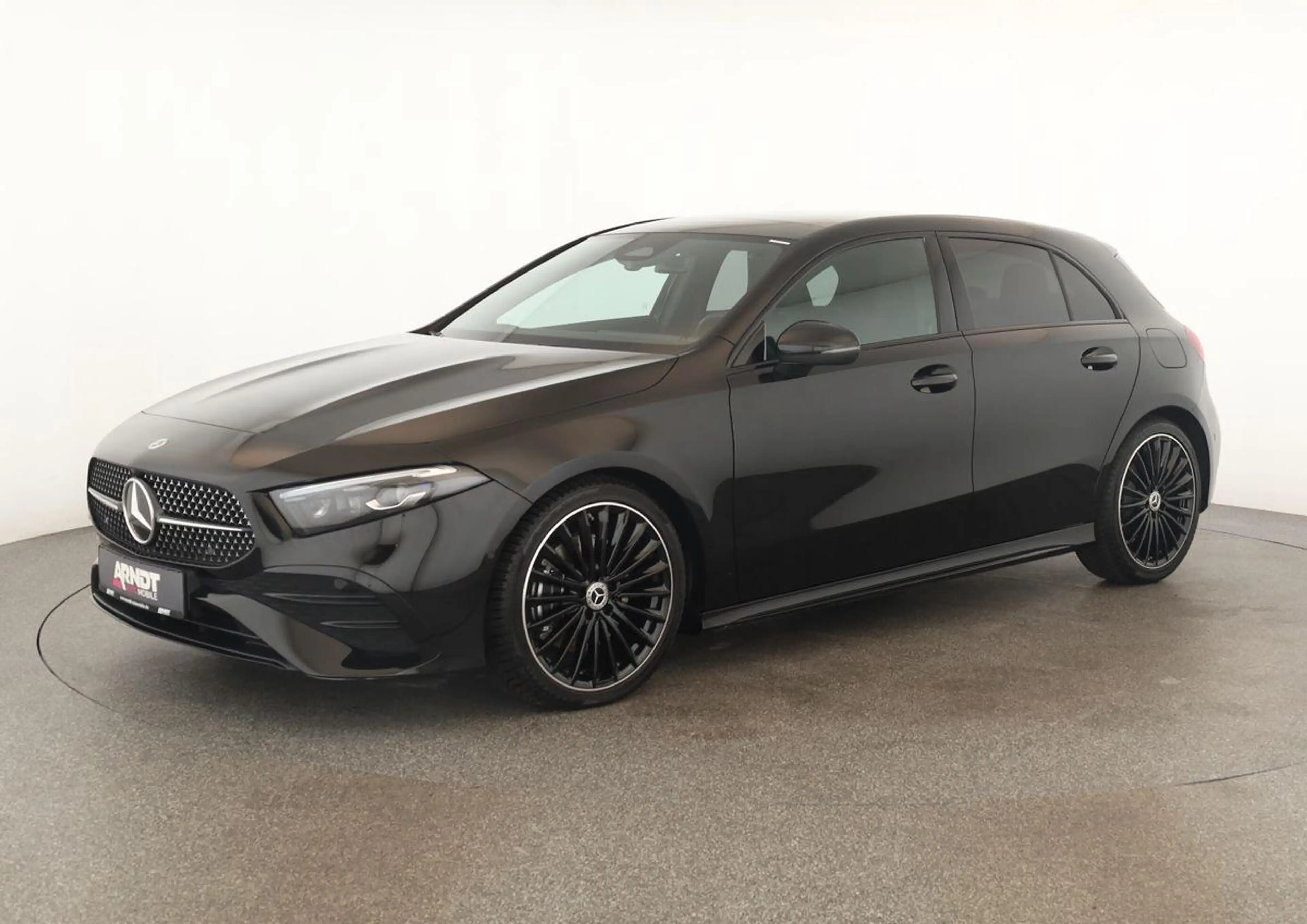 Mercedes-Benz A 220 d 8G AMG Advanced Matrix Pano Navi ACC Kam — photo 2
