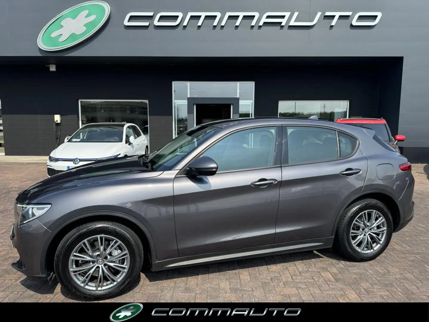 Alfa Romeo Stelvio 2.2 Turbodiesel 190 CV AT8 RWD Business Grigio - 1