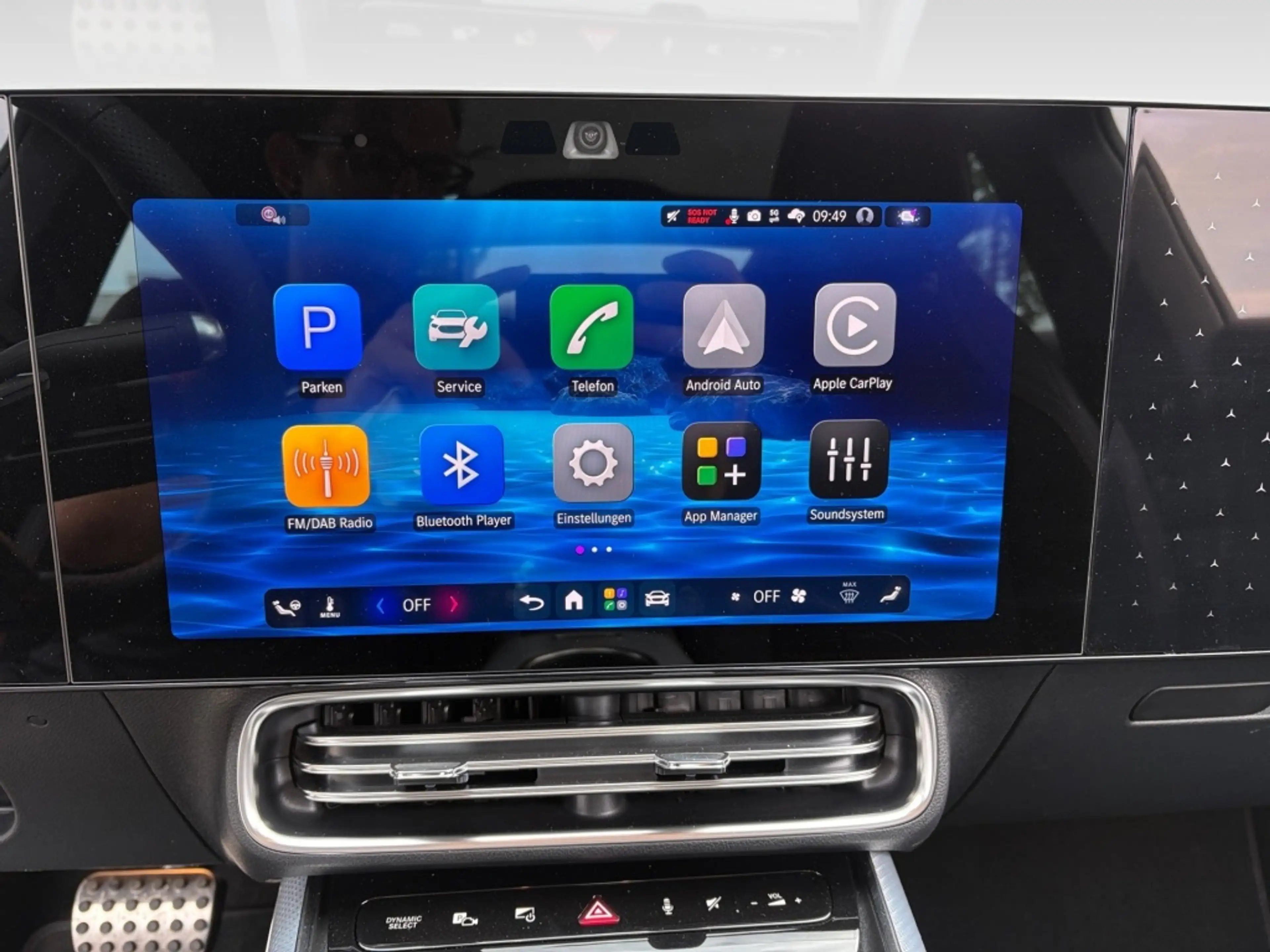 Mercedes-Benz CLA 180 AMG-Line+Pano+DISTRON+KEYLESS+MULTIBEAM — photo 13