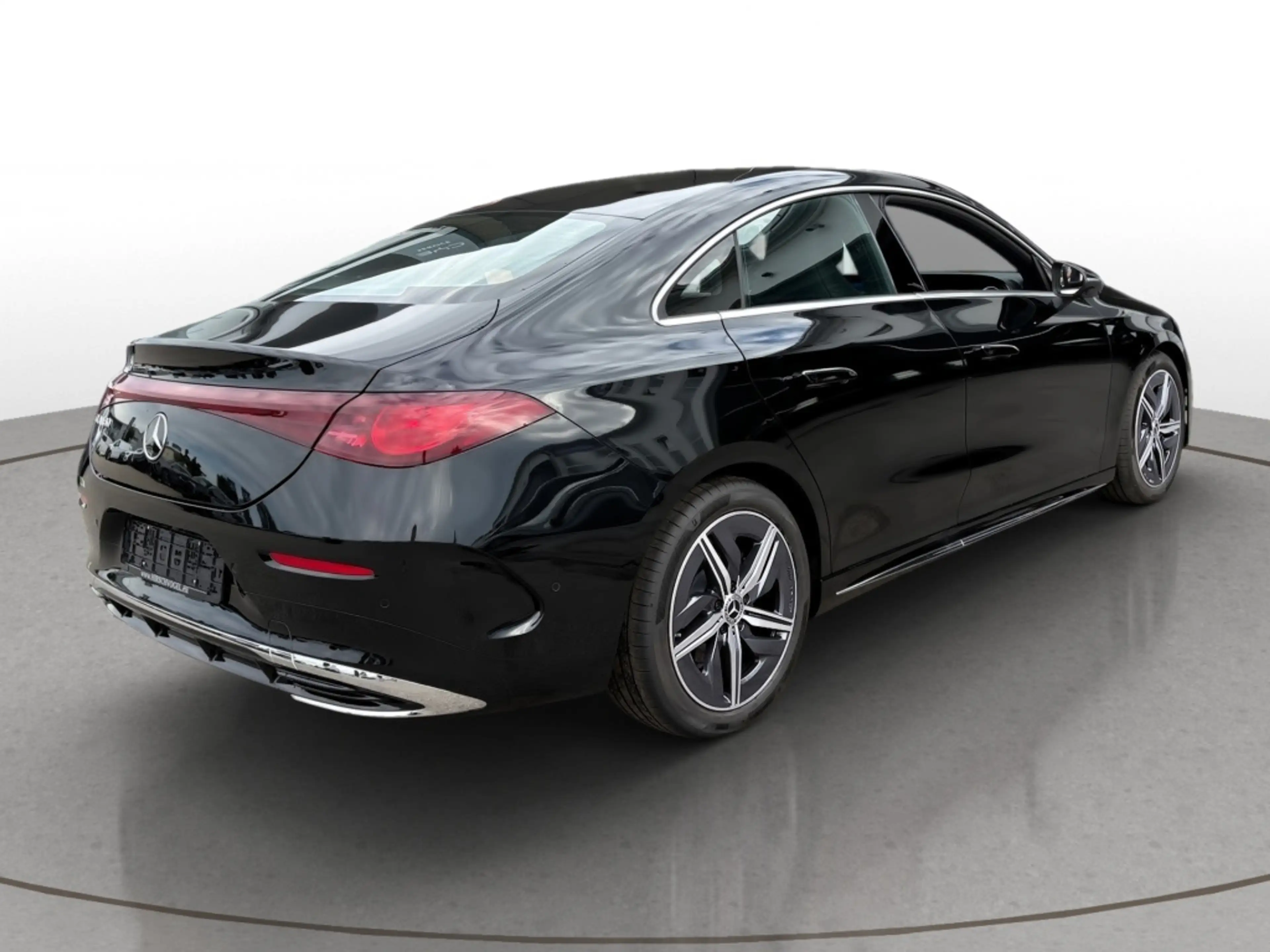 Mercedes-Benz CLA 180 AMG-Line+Pano+DISTRON+KEYLESS+MULTIBEAM — photo 5