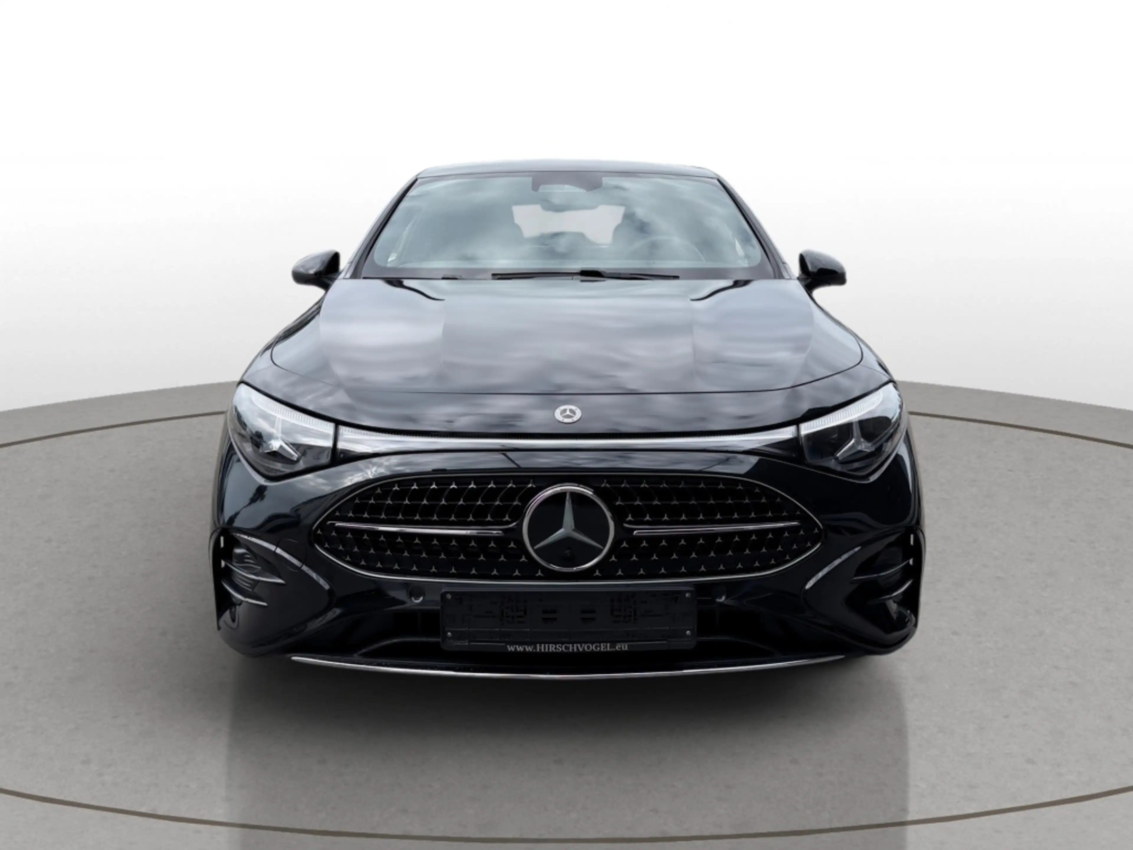 Mercedes-Benz CLA 180 AMG-Line+Pano+DISTRON+KEYLESS+MULTIBEAM — photo 3