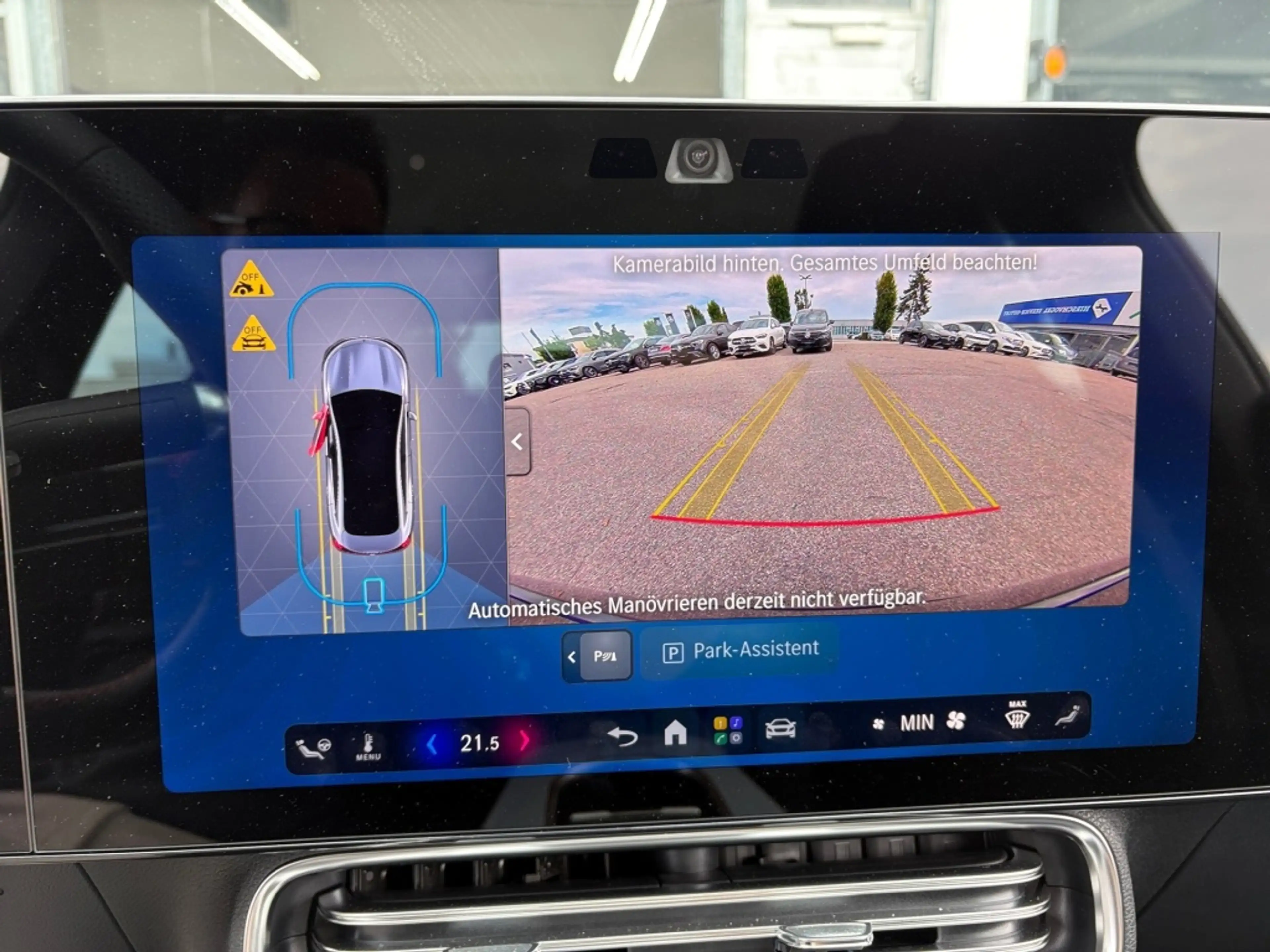 Mercedes-Benz CLA 180 AMG-Line+Pano+DISTRON+KEYLESS+MULTIBEAM — photo 14