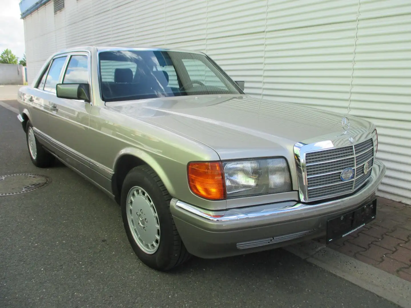 Mercedes-Benz S 300 S Klasse 300 SE, Automatik,SSD,H-Kennzeichen Auriu - 1