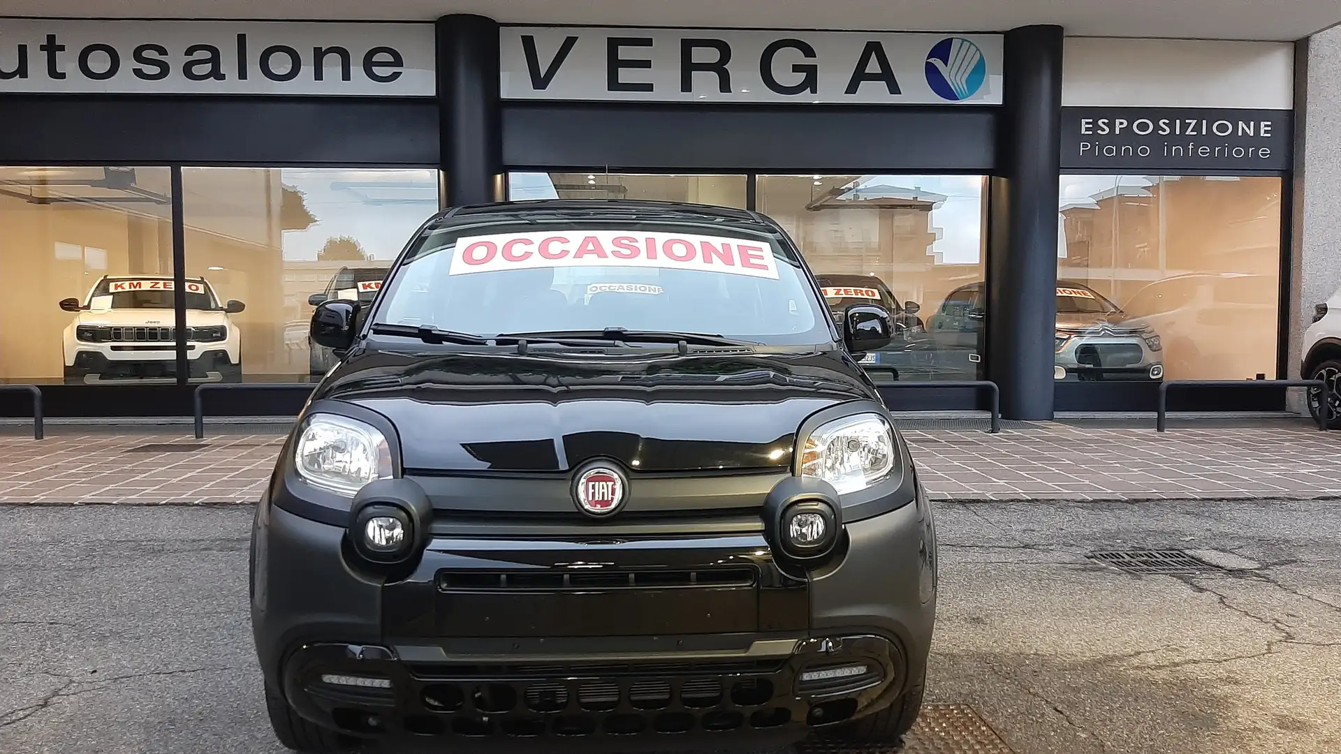 Fiat Panda 1.0 City Cross Mild/hybrid 70cv Nessun vincolo Nero - 1