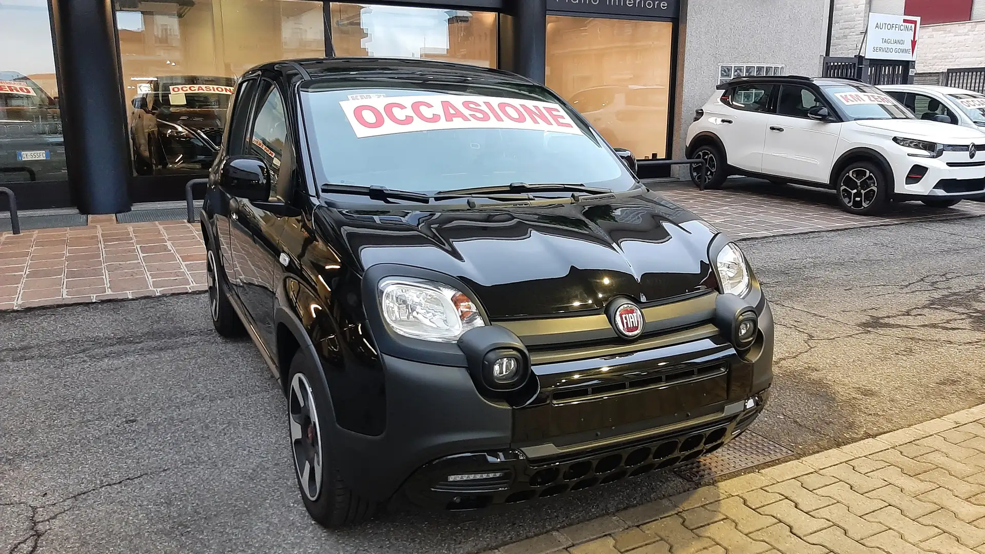 Fiat Panda 1.0 City Cross Mild/hybrid 70cv Nessun vincolo Nero - 2