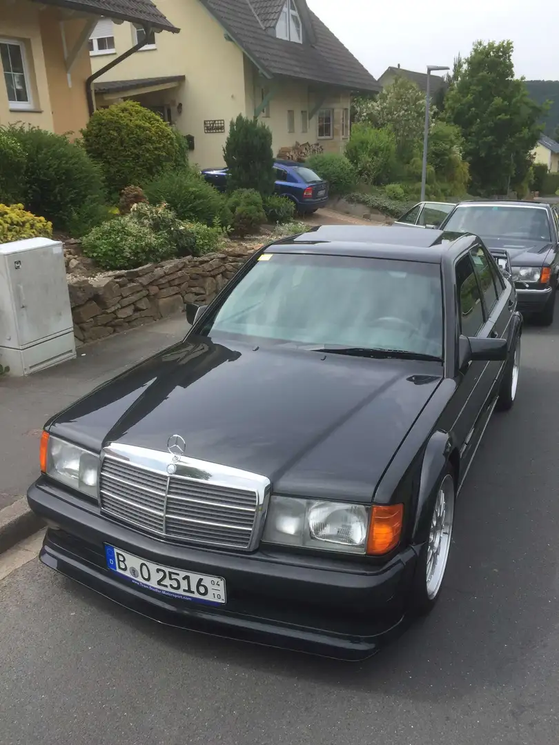 Mercedes-Benz 190 190 E 2.5-16 - 1