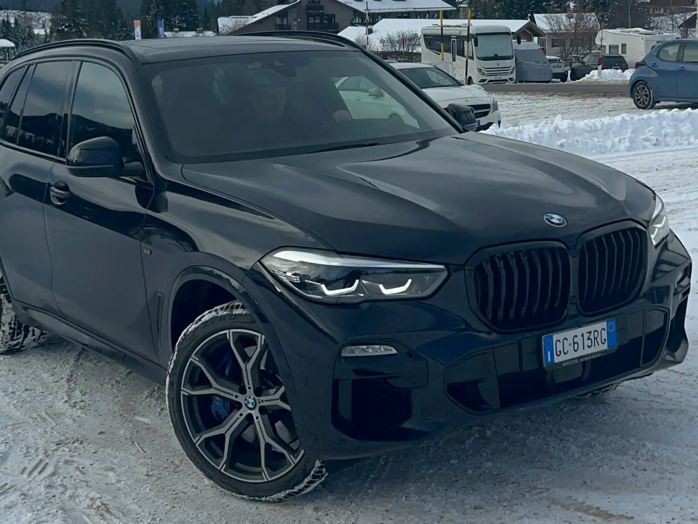 BMW X5 M X5 G05 2018 M50i auto Blu/Azzurro - 2