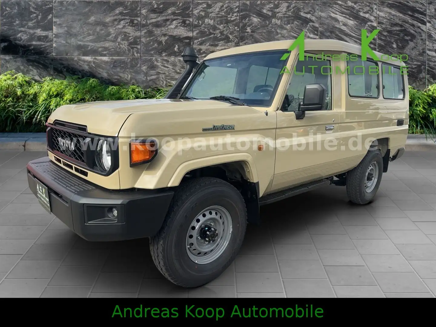 Toyota Land Cruiser GRJ 78 4,0i V6 PowerPaket 2x90 EFH Beige - 1