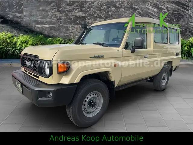 Toyota Land Cruiser GRJ 78 4,0i V6 PowerPaket 2x90 EFH